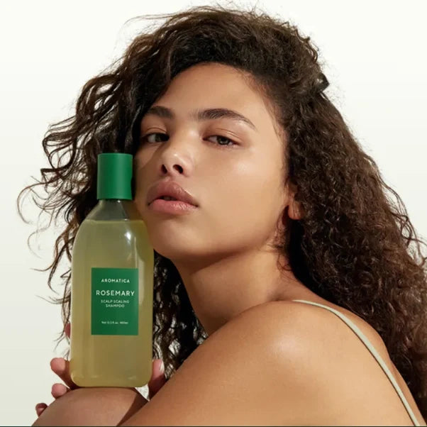 AROMATICA - Shampoing Doux Exfoliant Cuir Chevelu au Romarin